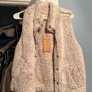 Thread & Supply Cream Sherpa Vest